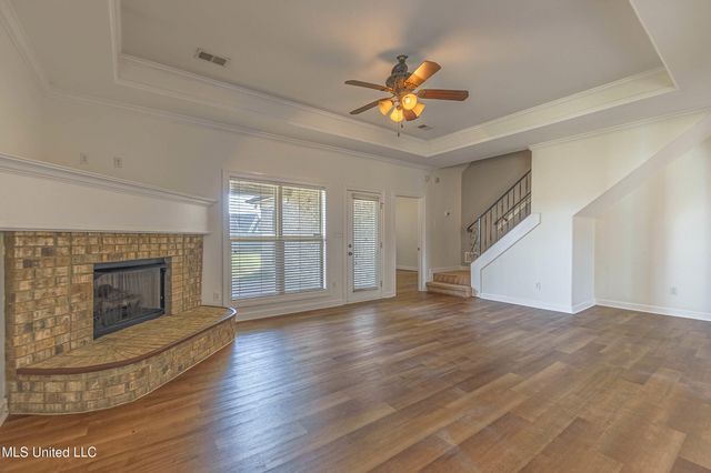 2723 Hill Valley Lane, Southaven, MS 38672