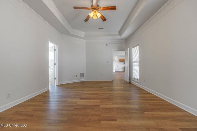 2723 Hill Valley Lane, Southaven, MS 38672