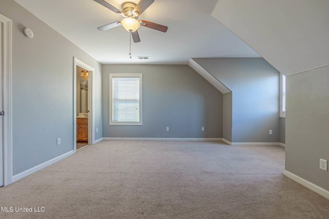 2723 Hill Valley Lane, Southaven, MS 38672