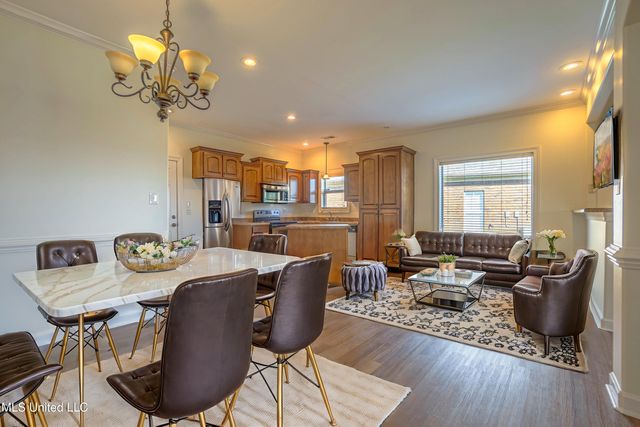 2723 Hill Valley Lane, Southaven, MS 38672