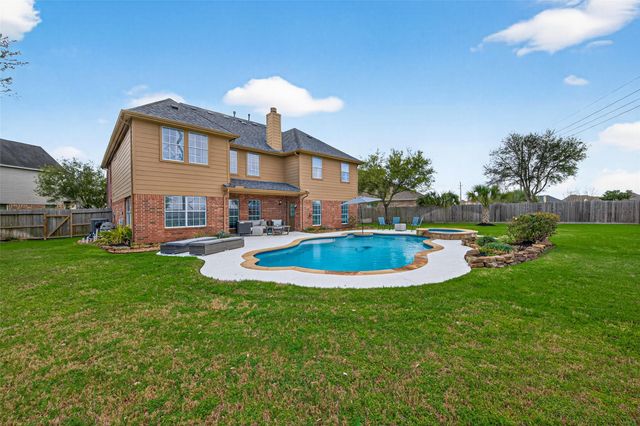 3329 Oak Dale Way, Seabrook, TX 77586