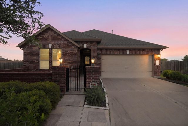3927 Kellys Falls Lane, Katy, TX 77494