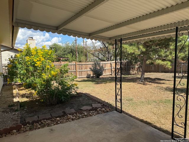 11017 White Sands, Live Oak, TX 78233