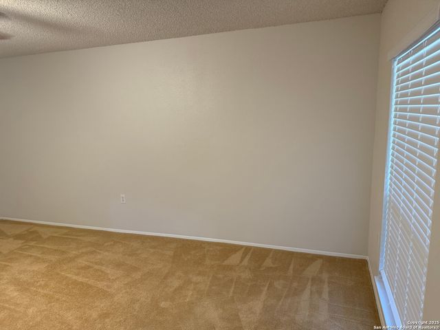 11017 White Sands, Live Oak, TX 78233