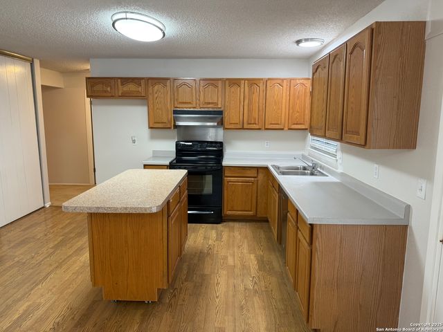 11017 White Sands, Live Oak, TX 78233