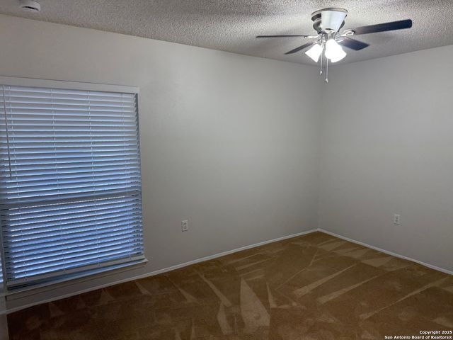 11017 White Sands, Live Oak, TX 78233