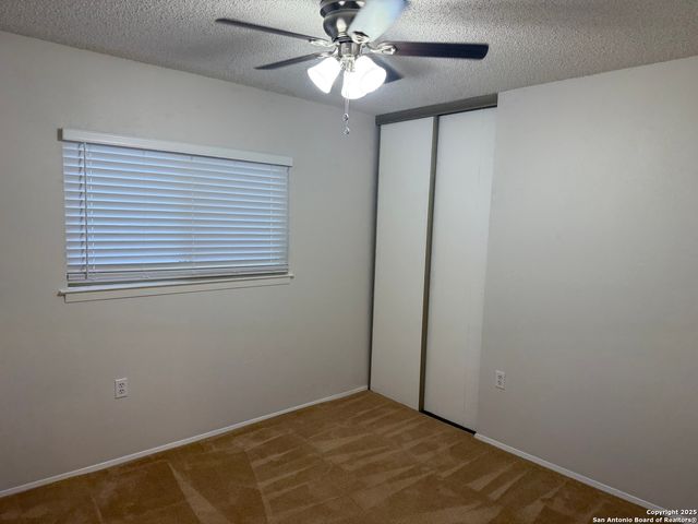 11017 White Sands, Live Oak, TX 78233