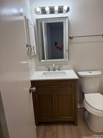 11017 White Sands, Live Oak, TX 78233