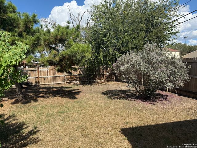 11017 White Sands, Live Oak, TX 78233