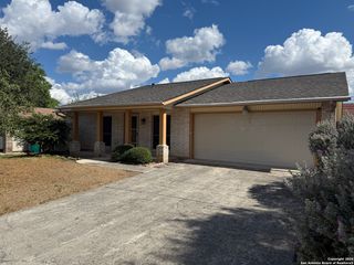 11017 White Sands, Live Oak, TX 78233