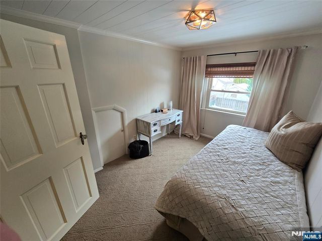 224 Cleveland Avenue, Hasbrouck Heights, NJ 07604