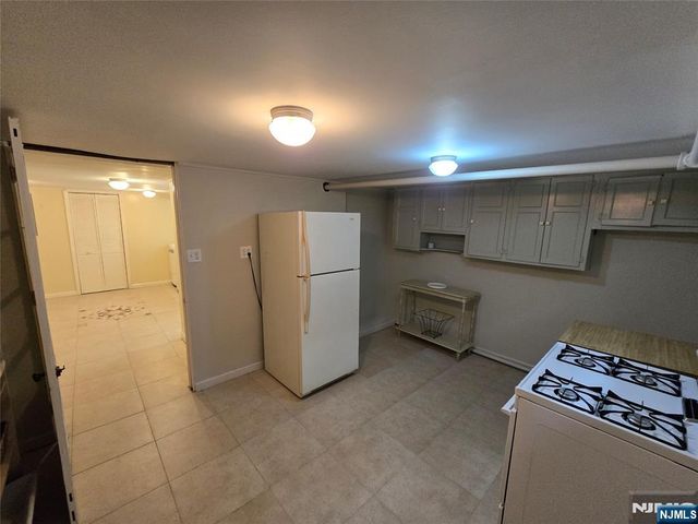 224 Cleveland Avenue, Hasbrouck Heights, NJ 07604