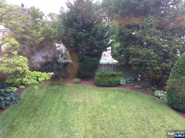 224 Cleveland Avenue, Hasbrouck Heights, NJ 07604