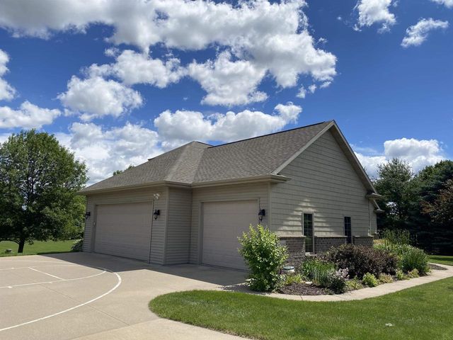 3546 Dekalb Lane, Neenah, WI 54956