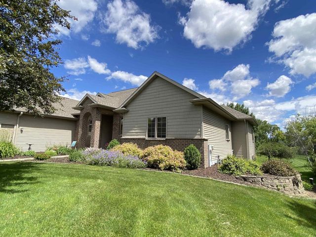 3546 Dekalb Lane, Neenah, WI 54956