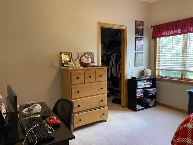 3546 Dekalb Lane, Neenah, WI 54956