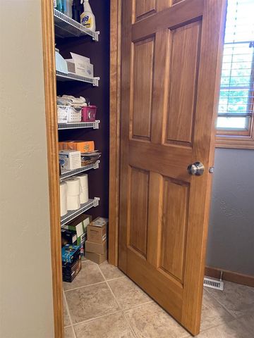 3546 Dekalb Lane, Neenah, WI 54956