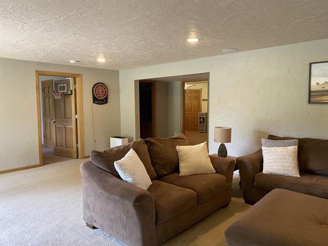 3546 Dekalb Lane, Neenah, WI 54956