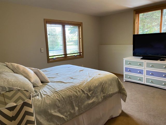 3546 Dekalb Lane, Neenah, WI 54956