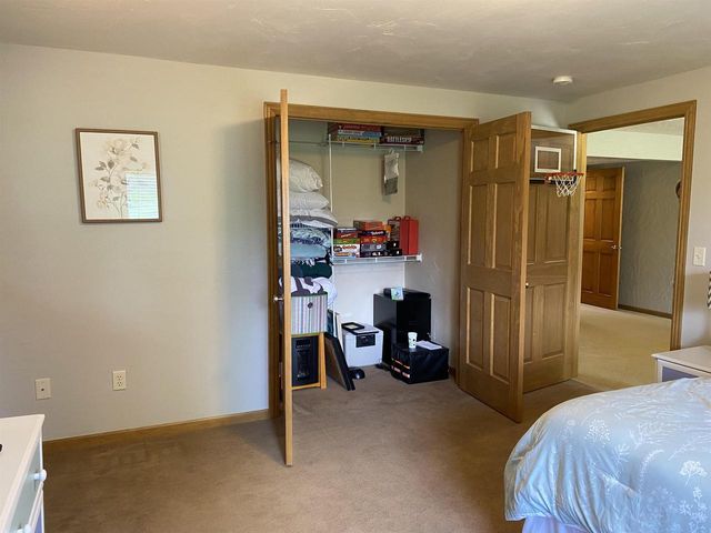 3546 Dekalb Lane, Neenah, WI 54956