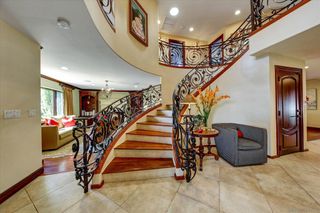 2540 Chatsworth, San Diego, CA 92106