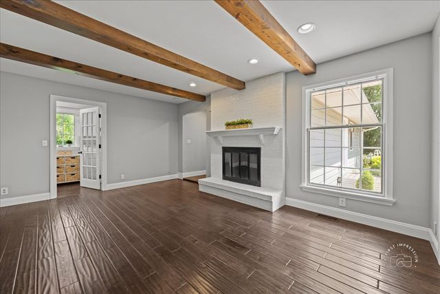 51 Burgess Road, Geneva, IL 60134