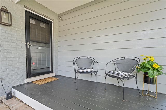 51 Burgess Road, Geneva, IL 60134