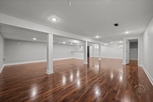 51 Burgess Road, Geneva, IL 60134