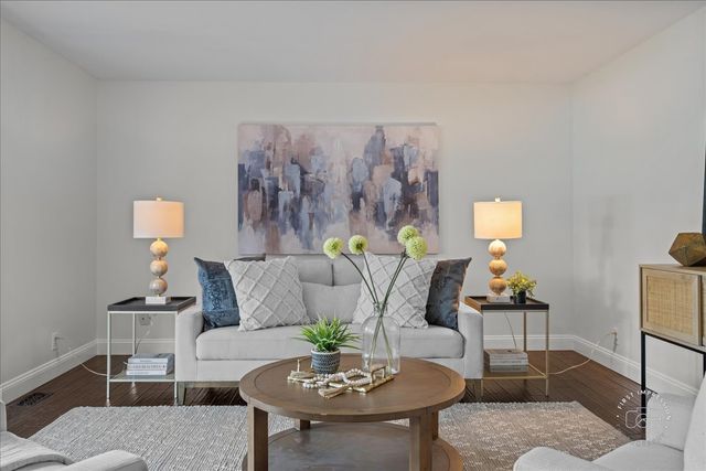 51 Burgess Road, Geneva, IL 60134