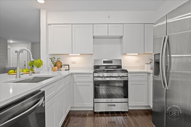 51 Burgess Road, Geneva, IL 60134