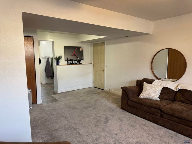 115 CENTENNIAL ST, Rapid City, SD 57701