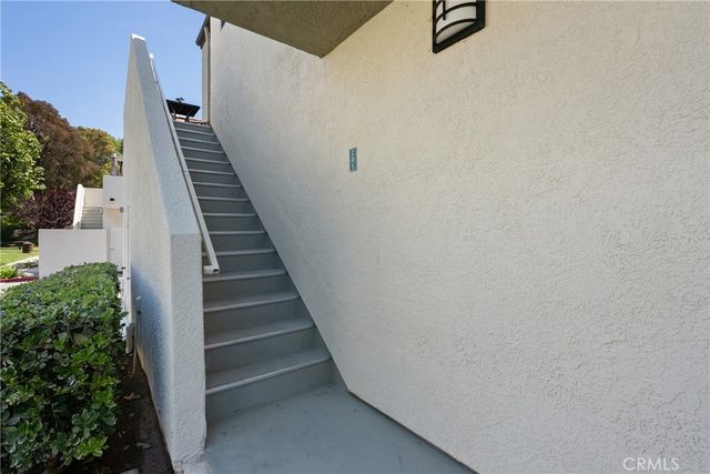 21200 Trumpet 205, Newhall, CA 91321