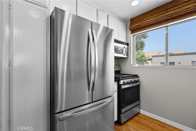 21200 Trumpet 205, Newhall, CA 91321