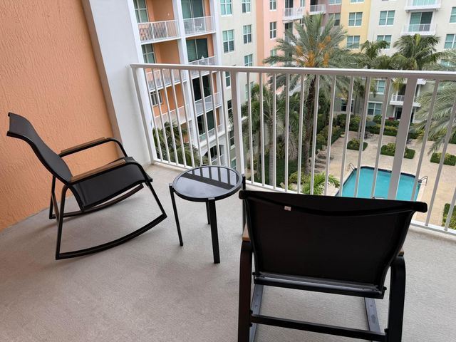 804 E Windward Way 618, Lantana, FL 33462