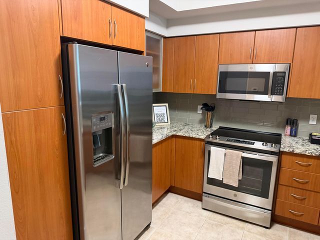 804 E Windward Way 618, Lantana, FL 33462