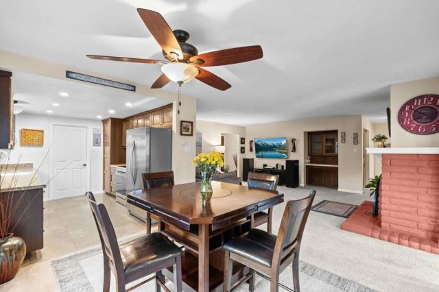 267 Hannalei Dr, Vista, CA 92083