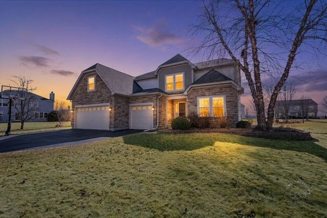 2518 Imgrund Road, North Aurora, IL 60542