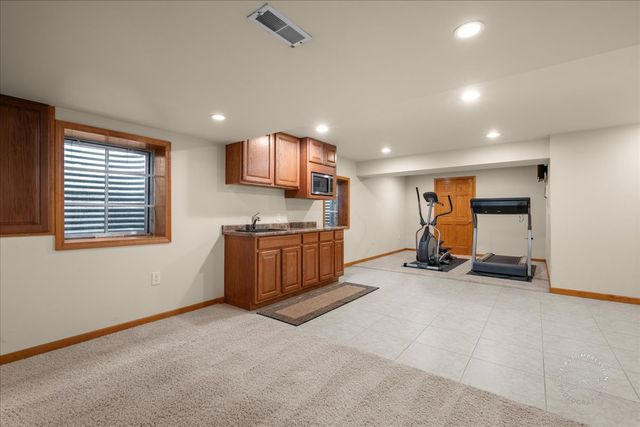 2518 Imgrund Road, North Aurora, IL 60542