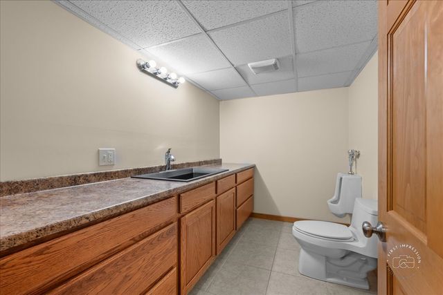 2518 Imgrund Road, North Aurora, IL 60542