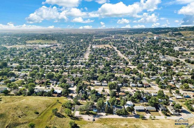 209 SAINT PAUL ST, Rapid City, SD 57701