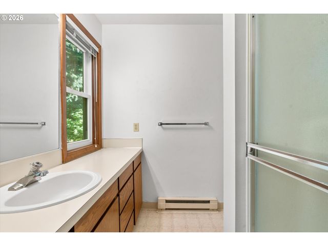 313 CERVANTES, Lake Oswego, OR 97035