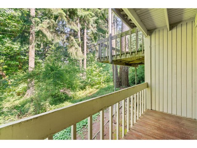 313 CERVANTES, Lake Oswego, OR 97035