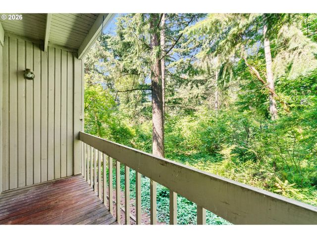 313 CERVANTES, Lake Oswego, OR 97035
