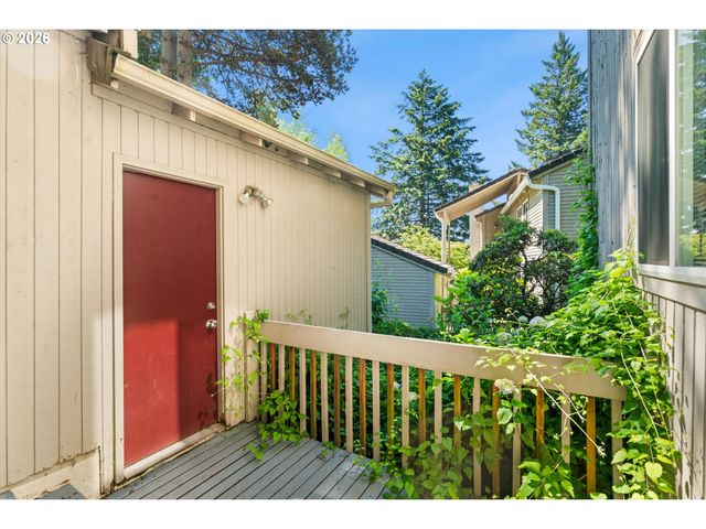 313 CERVANTES, Lake Oswego, OR 97035