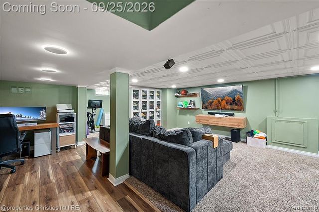 3615 Rockingham Road, Royal Oak, MI 48073