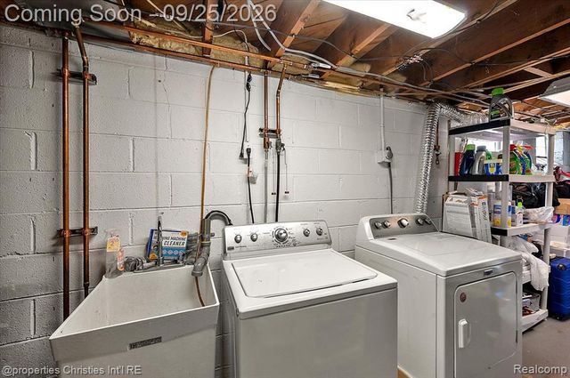 3615 Rockingham Road, Royal Oak, MI 48073