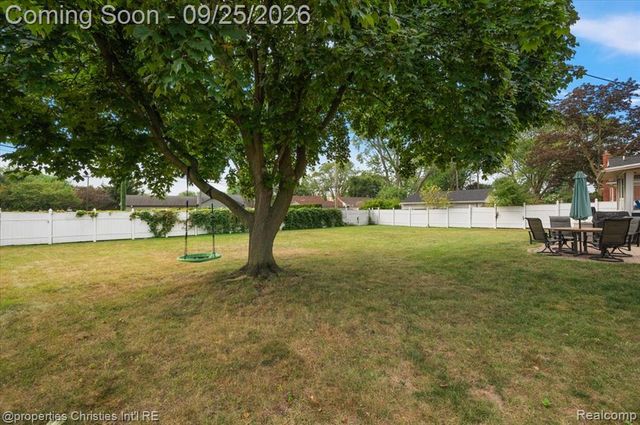 3615 Rockingham Road, Royal Oak, MI 48073