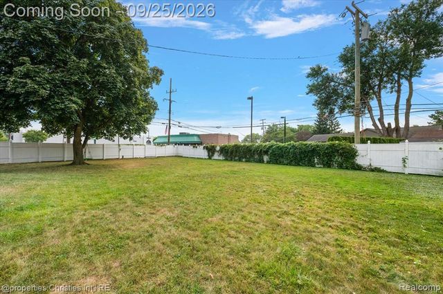 3615 Rockingham Road, Royal Oak, MI 48073