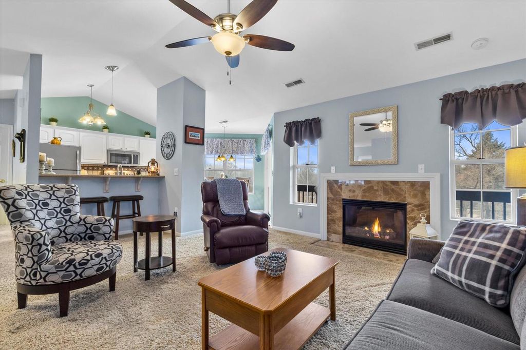 property-img