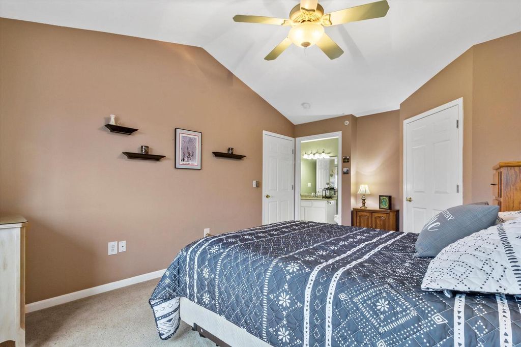 property-img